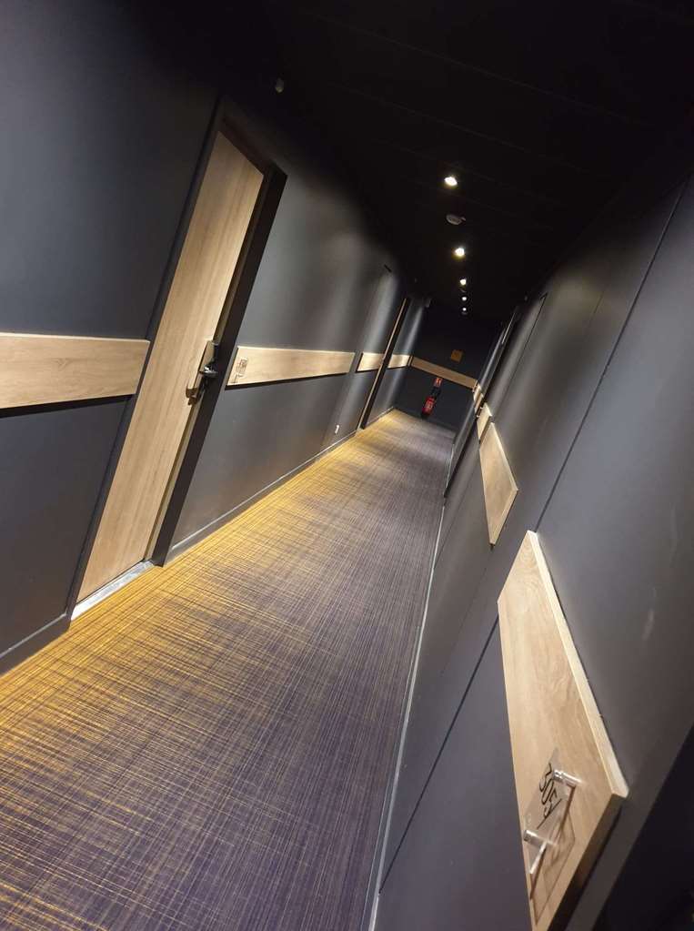 Aparthotel 37 Lodge Courbevoie Paris La Defense Oda fotoğraf
